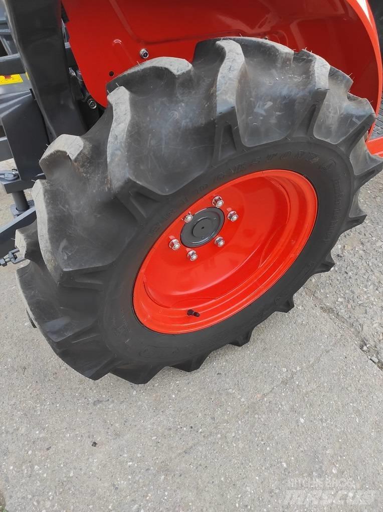 Kubota B1121 Taajamatraktorit