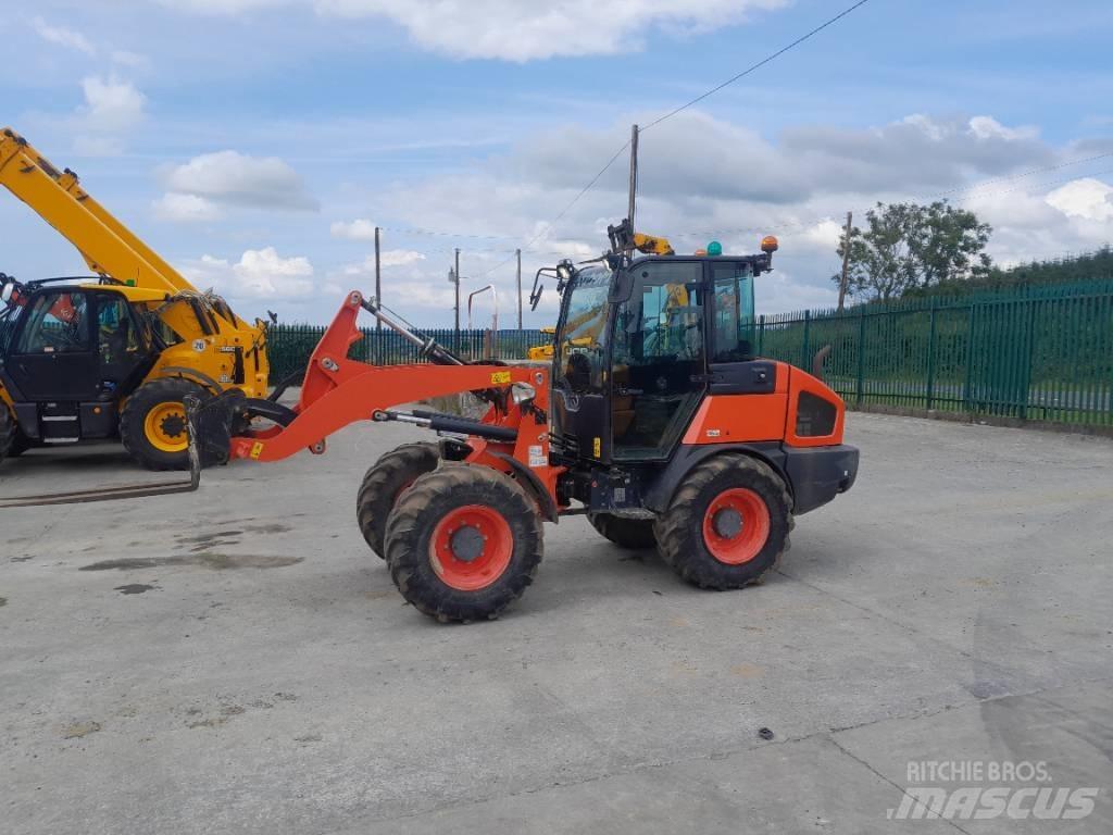 Kubota R 085 Pyöräkuormaajat