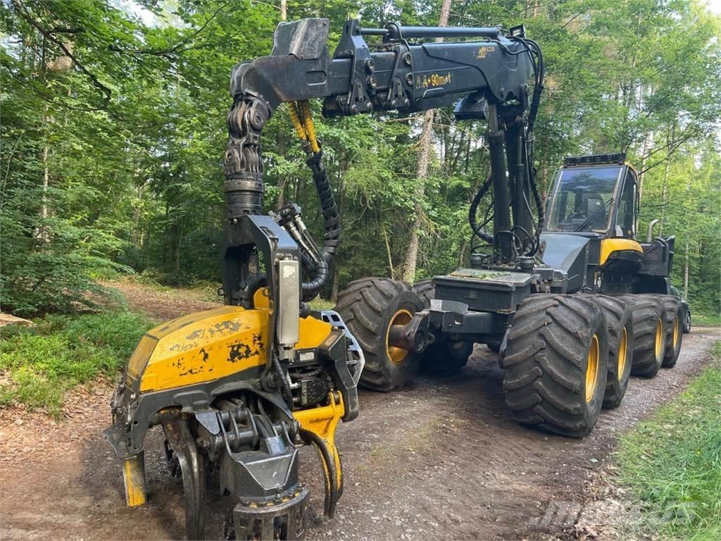 Ponsse Bear mit H8 Harvesterit