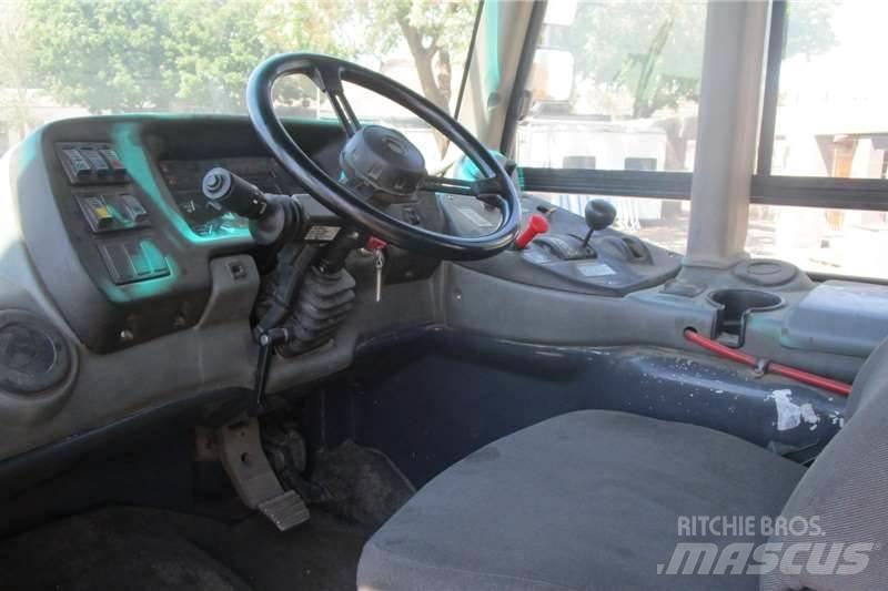 Bell B20D Säiliöautot