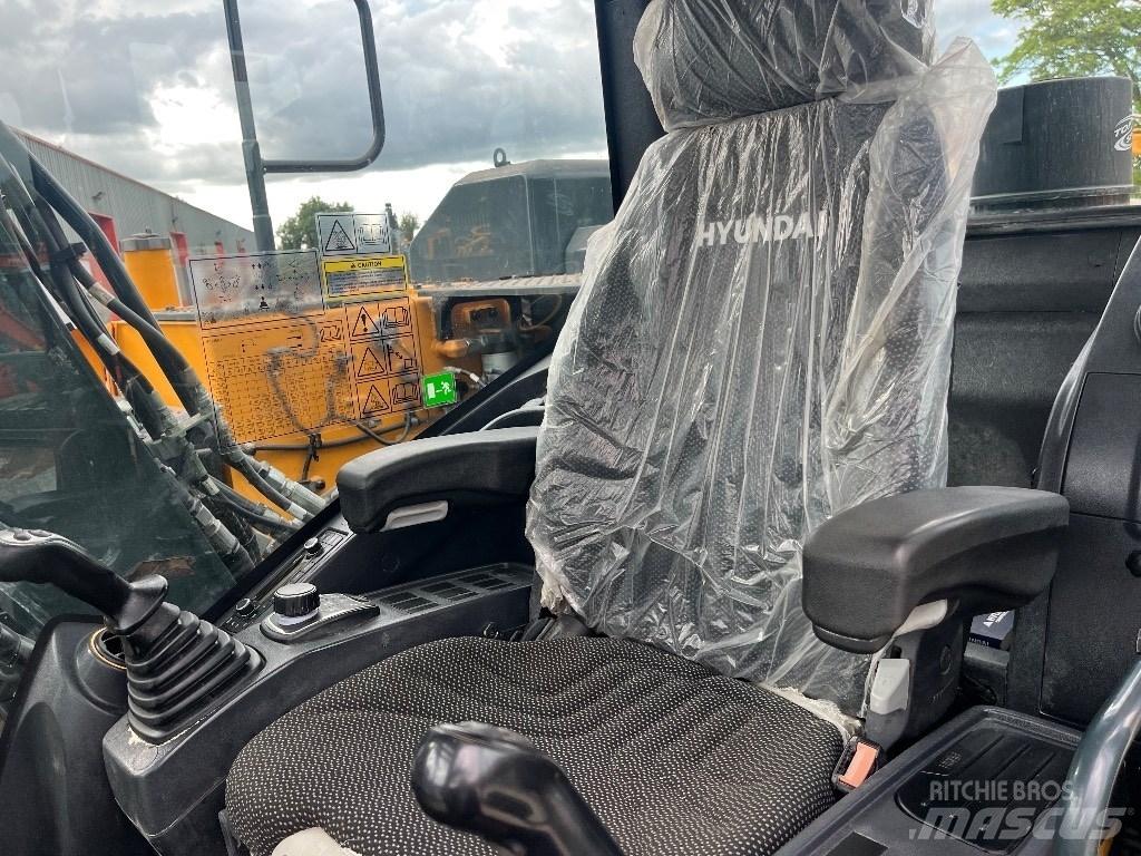 Hyundai HX 140 AL Telakaivukoneet