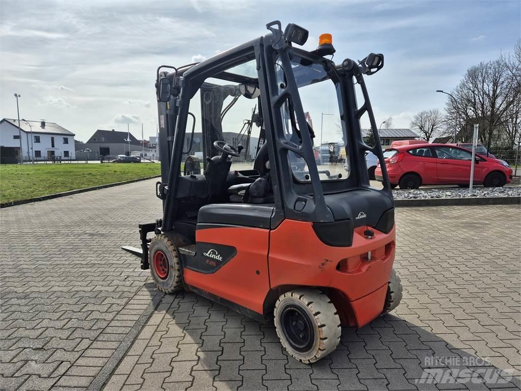 Linde E25 Sähkötrukit