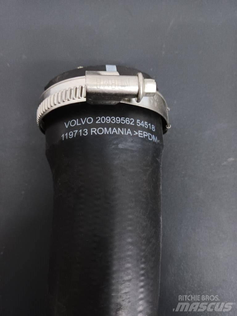 Volvo PIPE 20939562 Moottorit