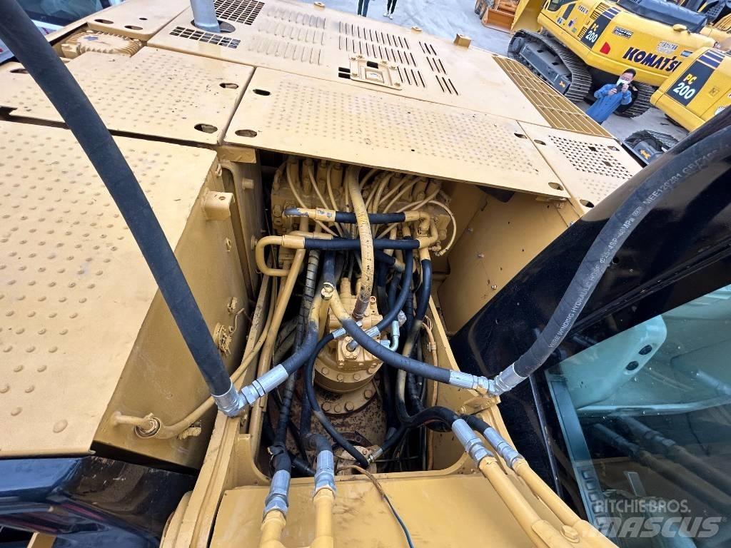 CAT 320C Telakaivukoneet