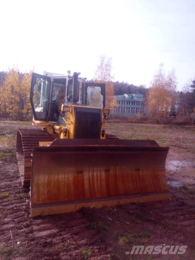 Komatsu D 61 PX-15 Telaketjupuskutraktorit