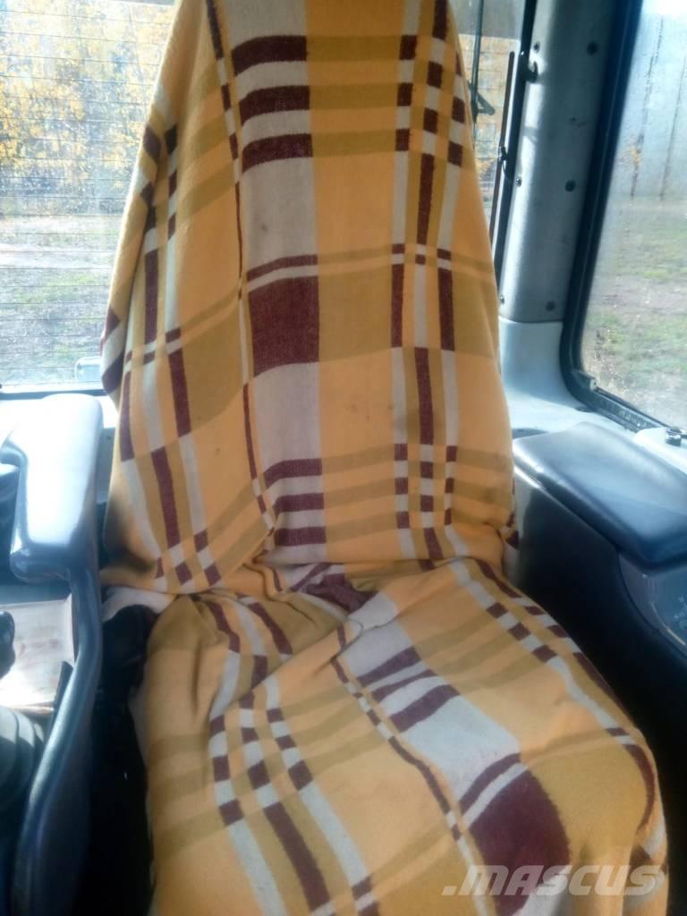 Komatsu D 61 PX-15 Telaketjupuskutraktorit