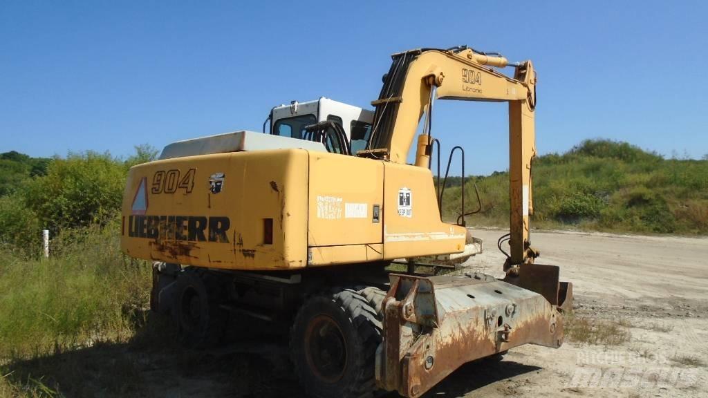 Liebherr A 904 Pyöräkaivukoneet