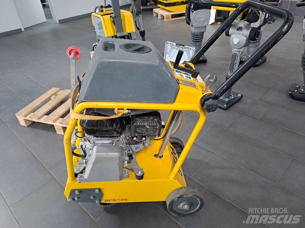Wacker Neuson BFS735 Kivisahat