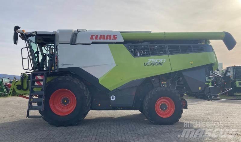 CLAAS LEXION 7500 Leikkuupuimurit