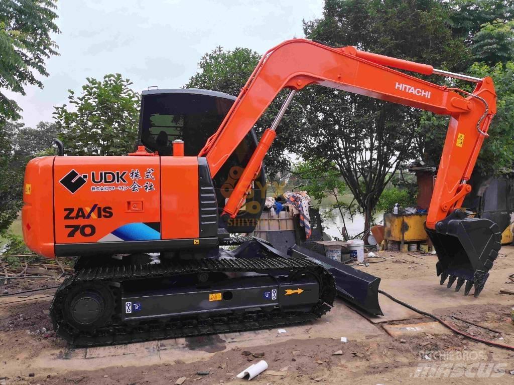 Hitachi ZX 70 Midikaivukoneet 7t - 12t