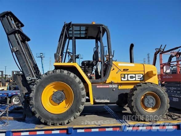 JCB 930 Maastotrukit