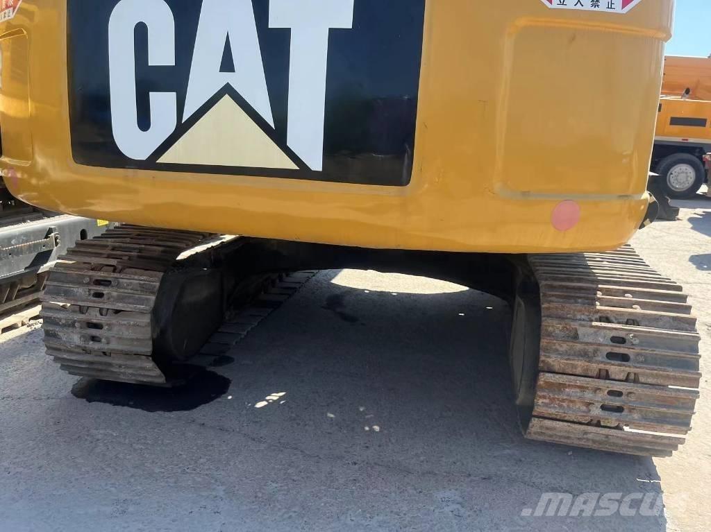 CAT 323 D L Telakaivukoneet