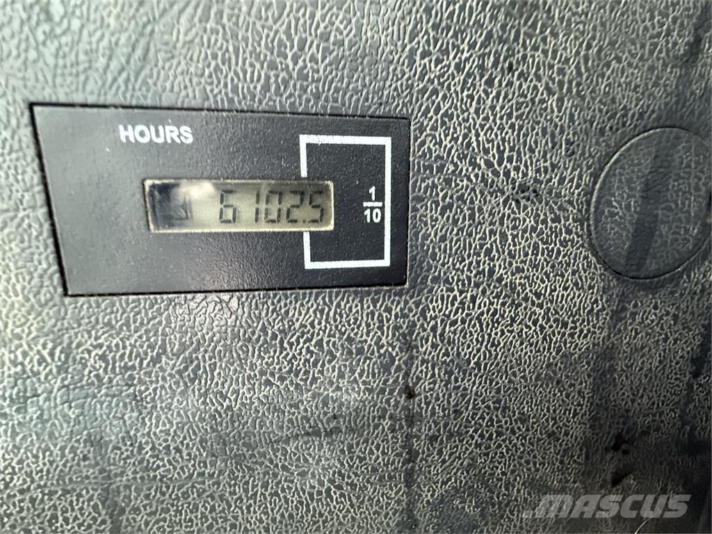 Hyundai HX140 HWC Telakaivukoneet