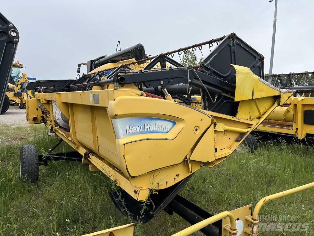 New Holland CSX 7080 Leikkuupuimurit