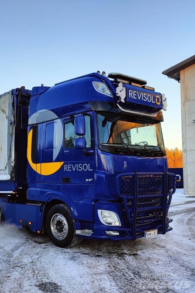 DAF XF 530 FTS Vetopöytäautot