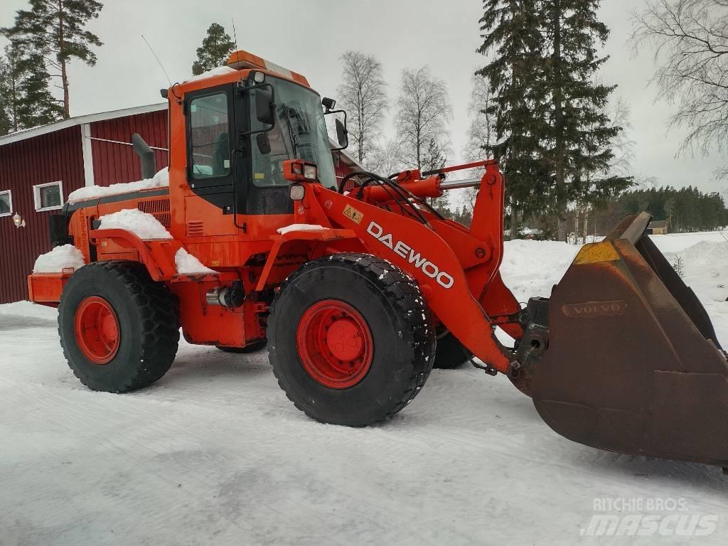 Daewoo 200-V Mega Pyöräkuormaajat
