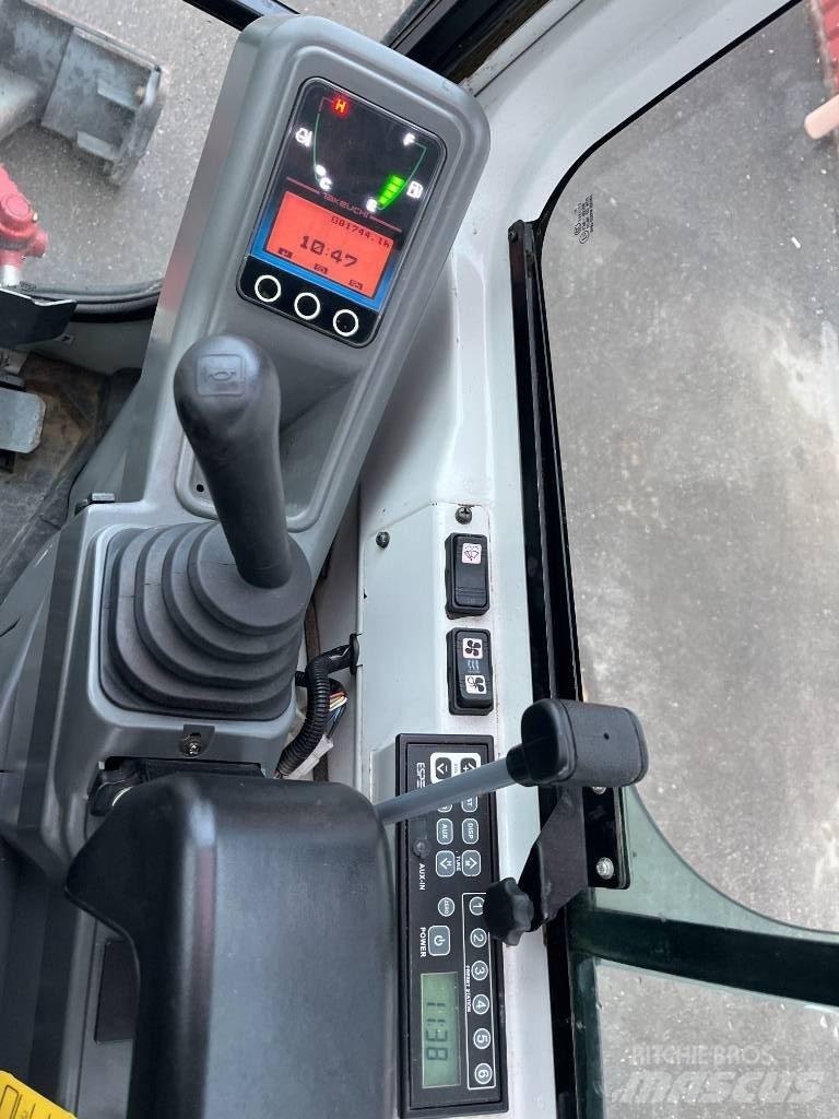 Takeuchi TB 216 Minikaivukoneet < 7t
