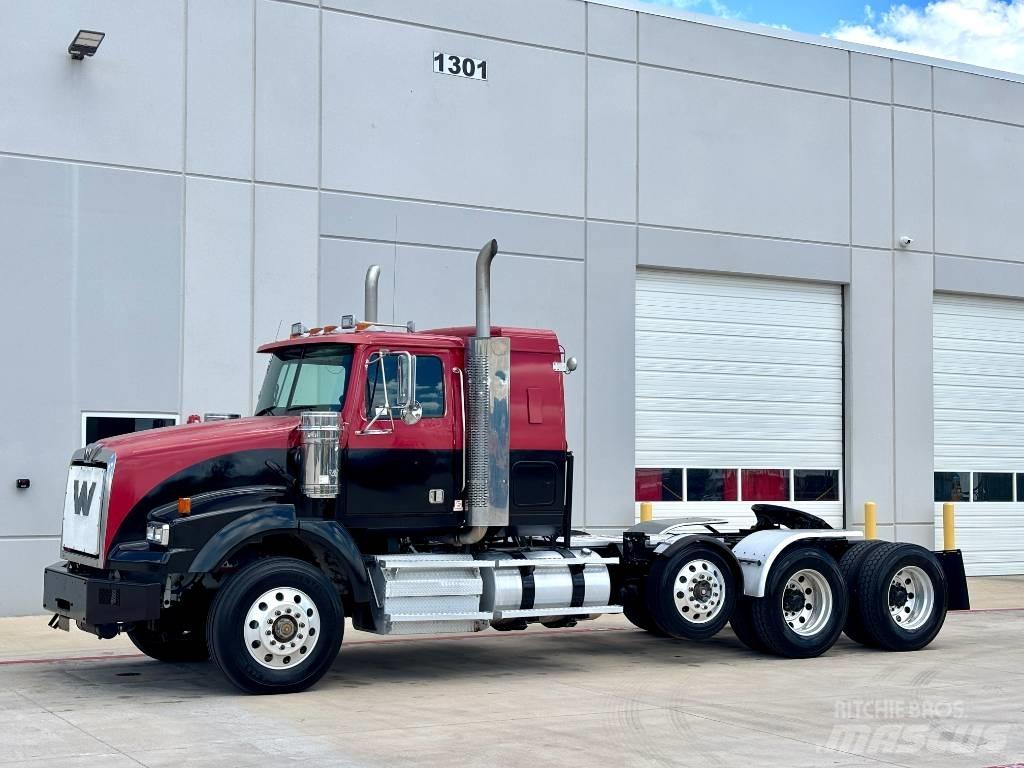 Western Star 4900 Vetopöytäautot