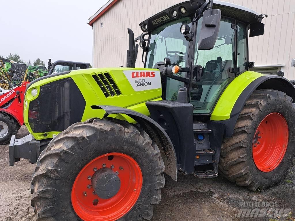 CLAAS 650 cis + Traktorit