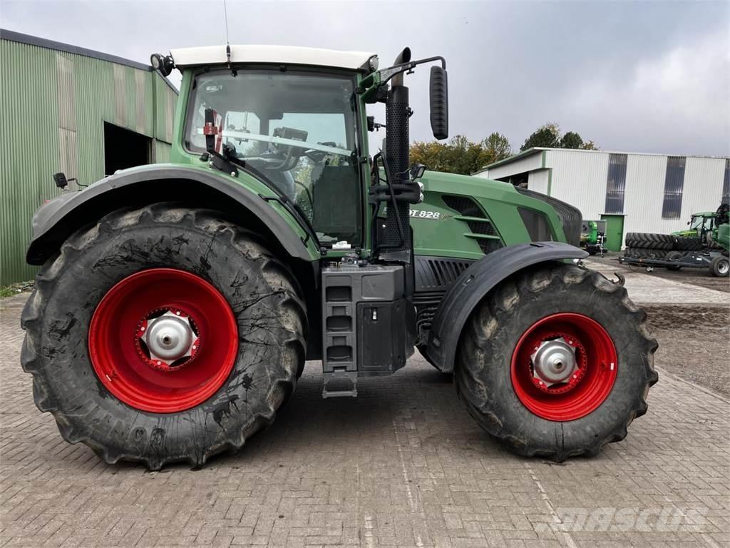 Fendt 828 Vario Traktorit