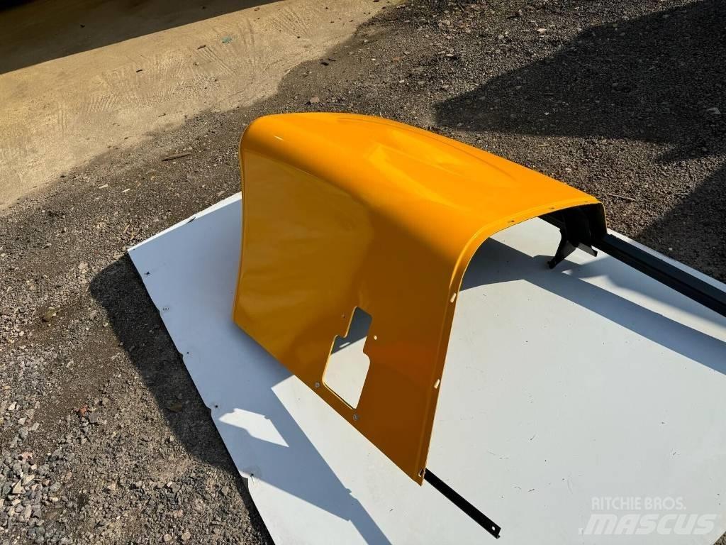 JCB ENGINE COVER Alusta ja jousitus