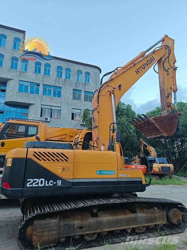 Hyundai R 220LC-9S Telakaivukoneet