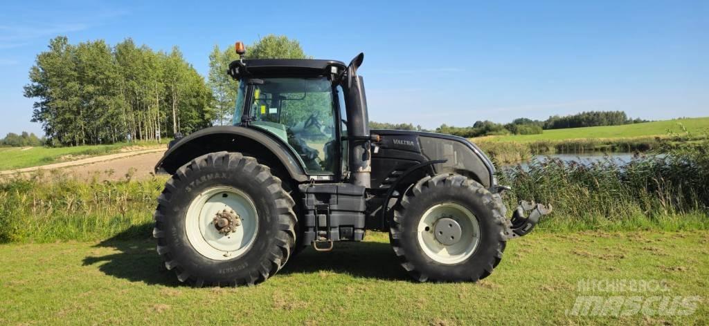 Valtra S 263 Traktorit