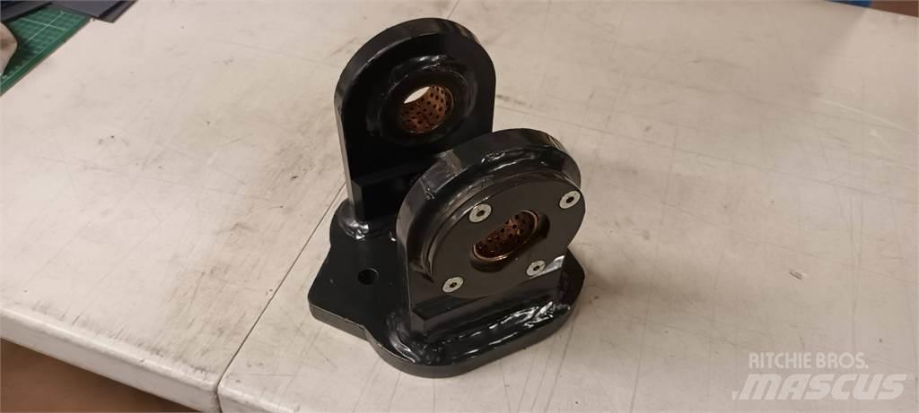 Ponsse P25161 Kuormatraktorinosturit