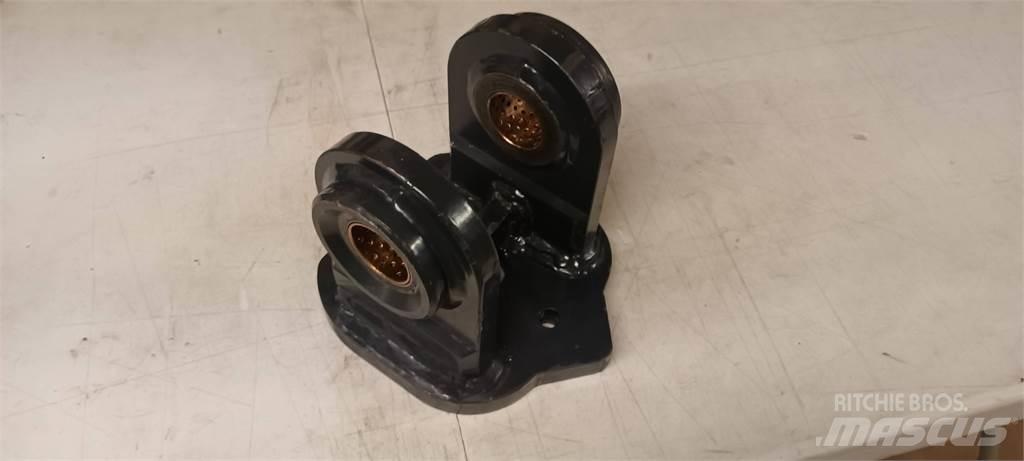 Ponsse P25161 Kuormatraktorinosturit