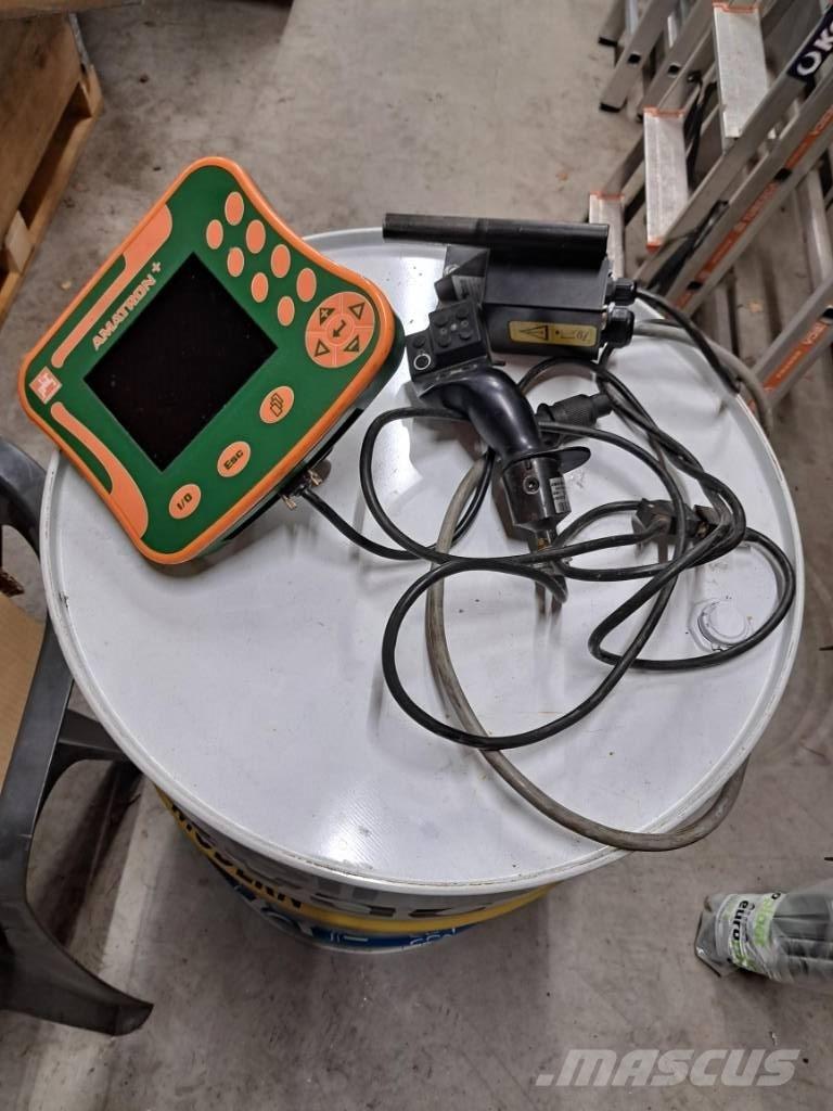 Amazone Ux 3200 20m Hinattavat ruiskut