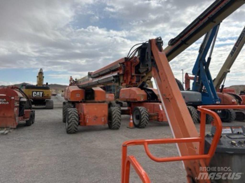 JLG 1200 SJP Teleskooppipuominostimet