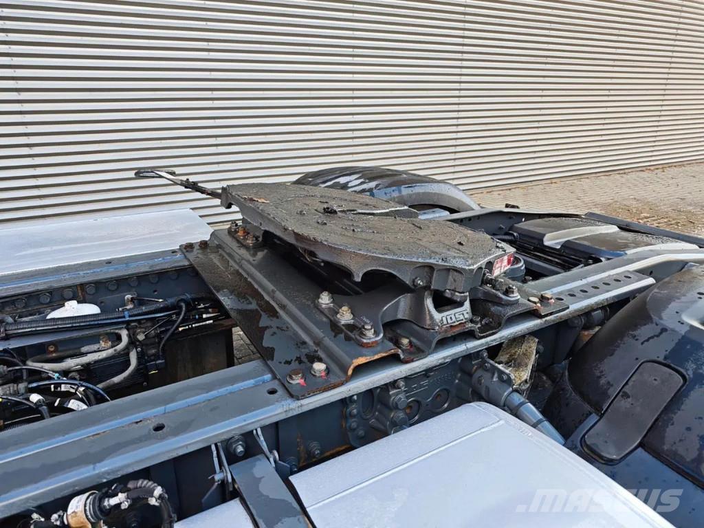 DAF XF 460 4x2 Vetopöytäautot