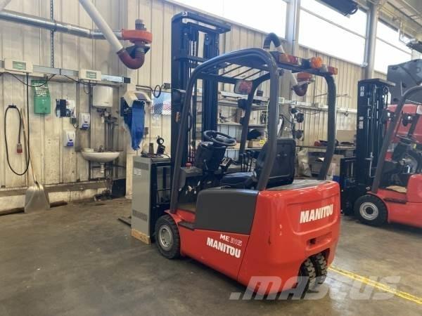 Manitou ME315 Maastotrukit