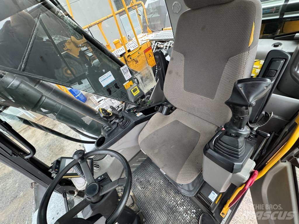 Volvo EW 160 Pyöräkaivukoneet