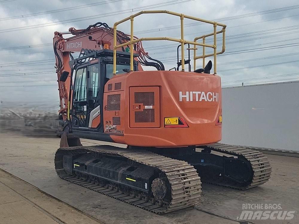 Hitachi ZX225USLC-7 Telakaivukoneet