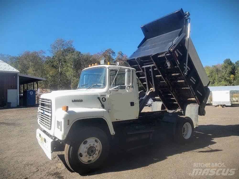 Ford L8000 Sora- ja kippiautot