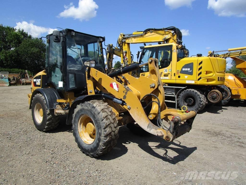 CAT 908 M Pyöräkuormaajat