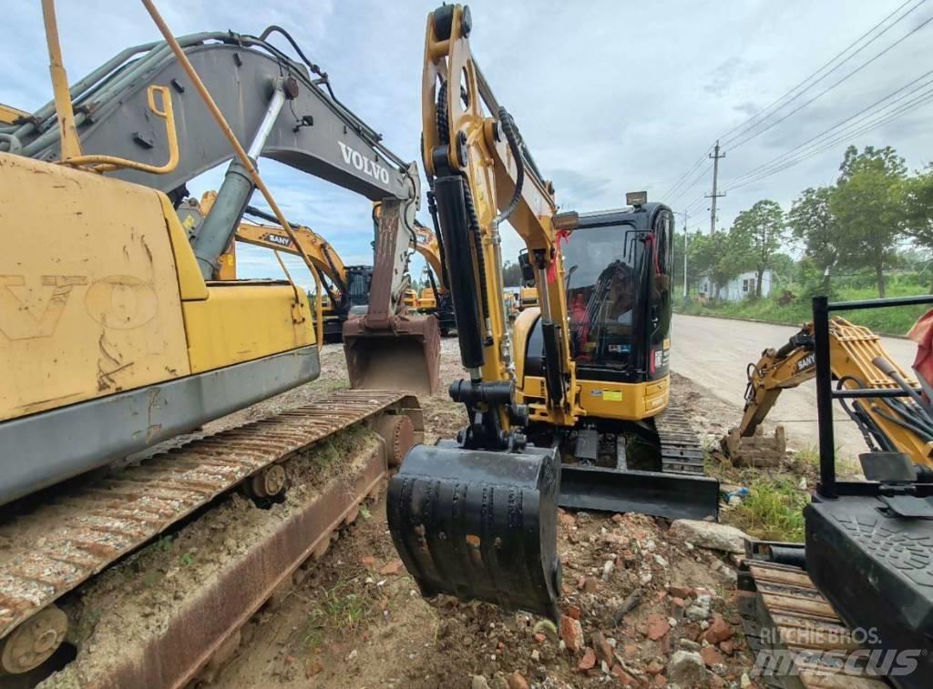CAT 303.5 E Minikaivukoneet < 7t