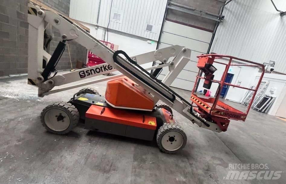 Snorkel A 38 E Kuukulkijat