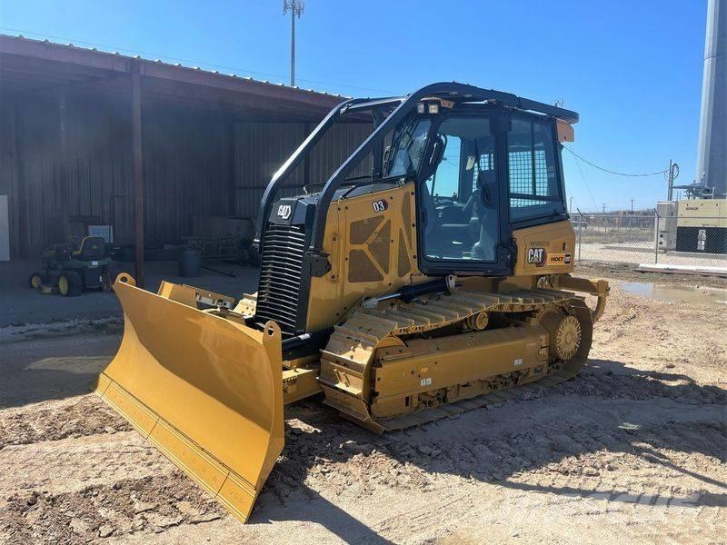 CAT D 3 Telaketjupuskutraktorit