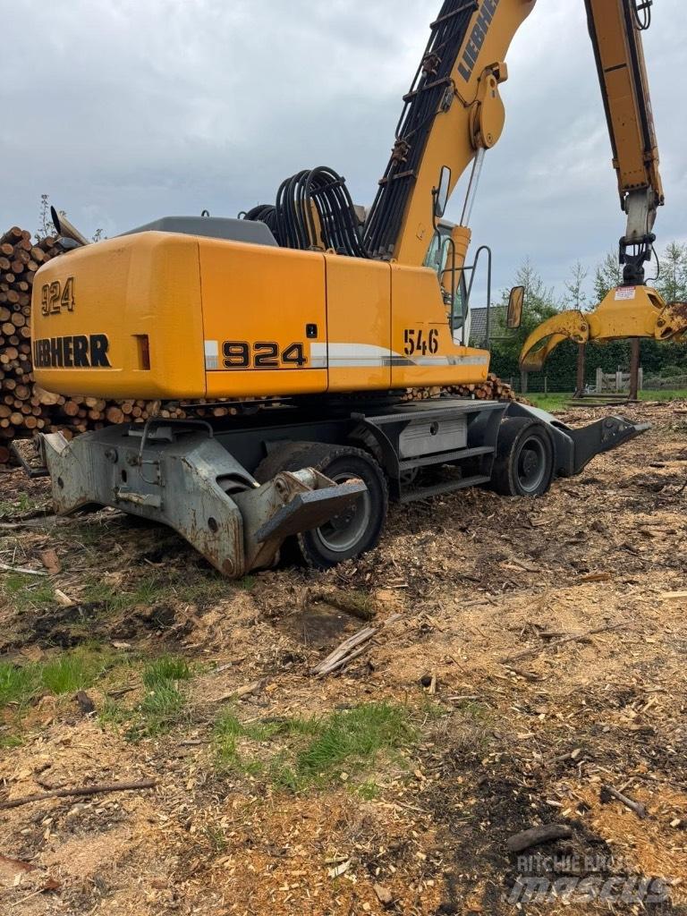 Liebherr A 924 C Nivelpuomikuormaajat