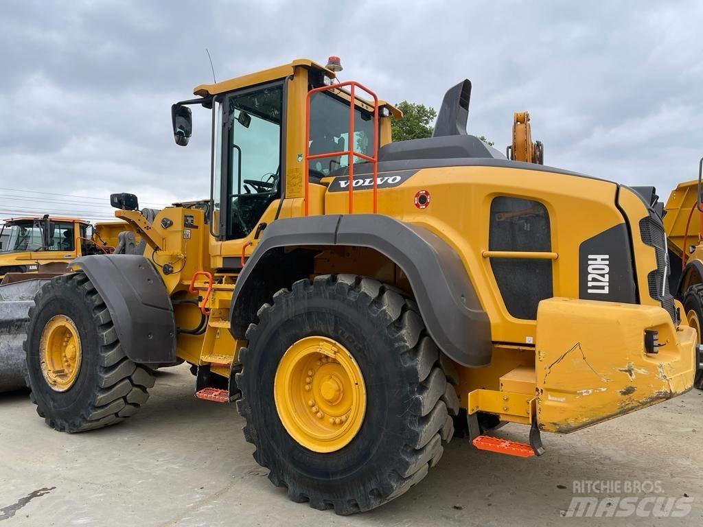 Volvo L 120 H Pyöräkuormaajat