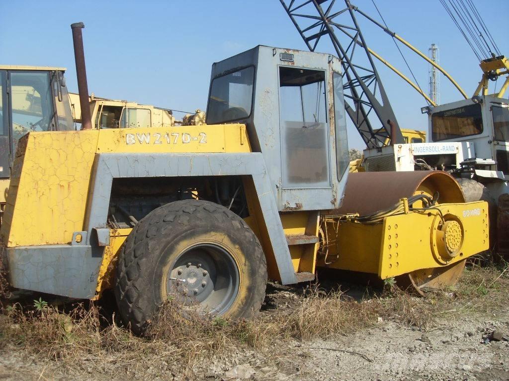 Bomag 217 D Yksivalssijyrät