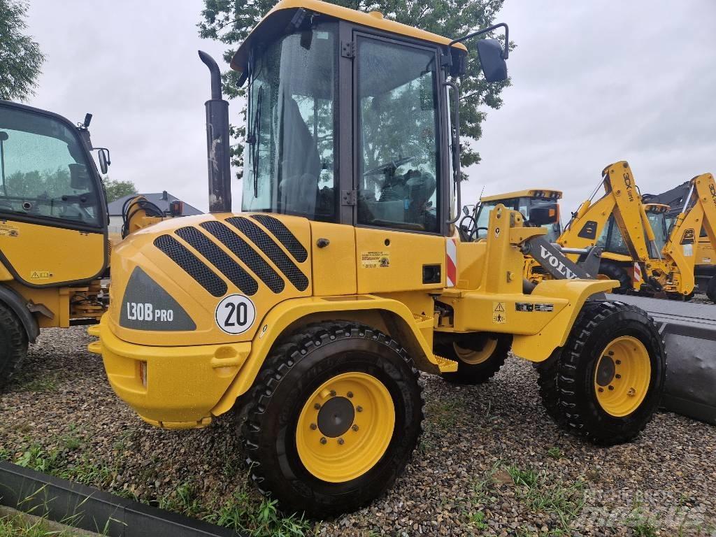 Volvo L 30 Pyöräkuormaajat
