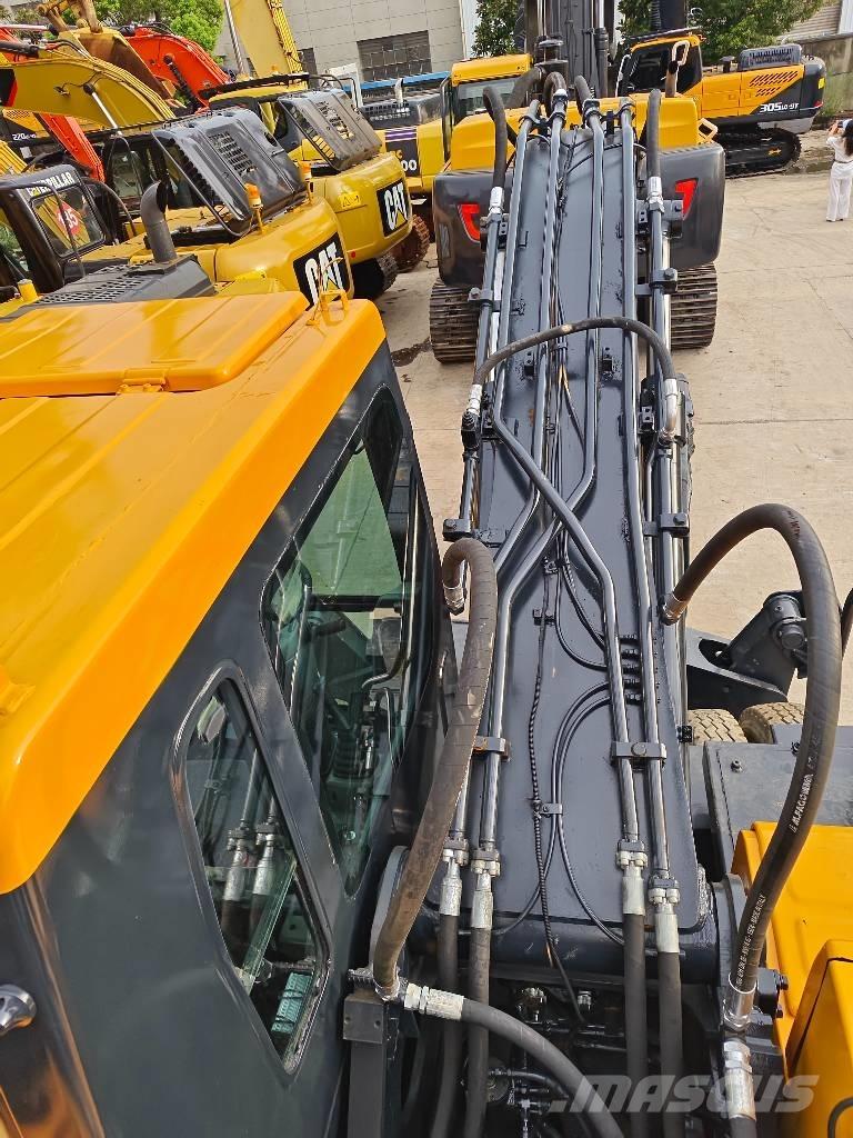 Hyundai R210W-9T Telakaivukoneet