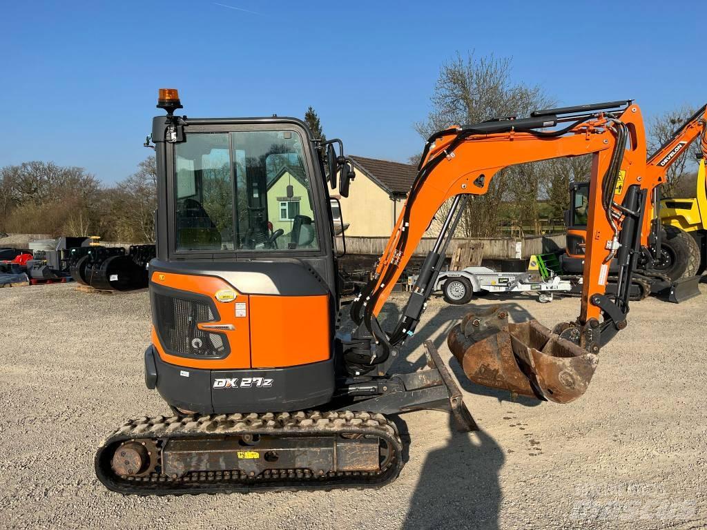 Doosan DX27z-7 Minikaivukoneet < 7t