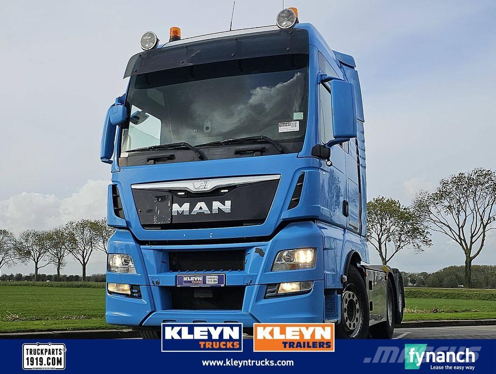 MAN 28.500 TGX 6X2 Vetopöytäautot