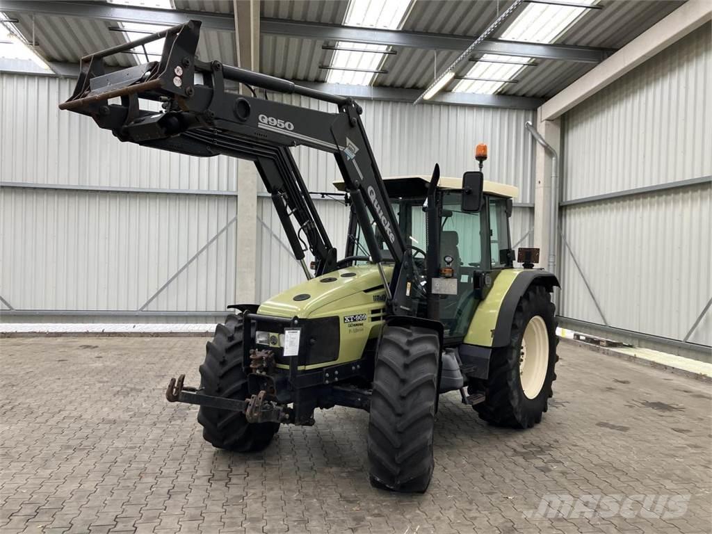 Hürlimann XT 909 Traktorit