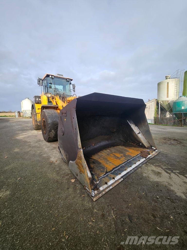 Hyundai HL960 Pyöräkuormaajat