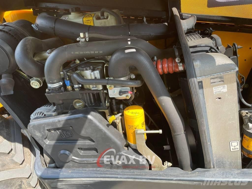 JCB 541-70 Maatalouskurottajat